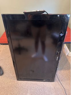 Samsung LN46B530P7F 46” 1080p LCD HDTV w/ Remote & Wall Mount Brackets - Works