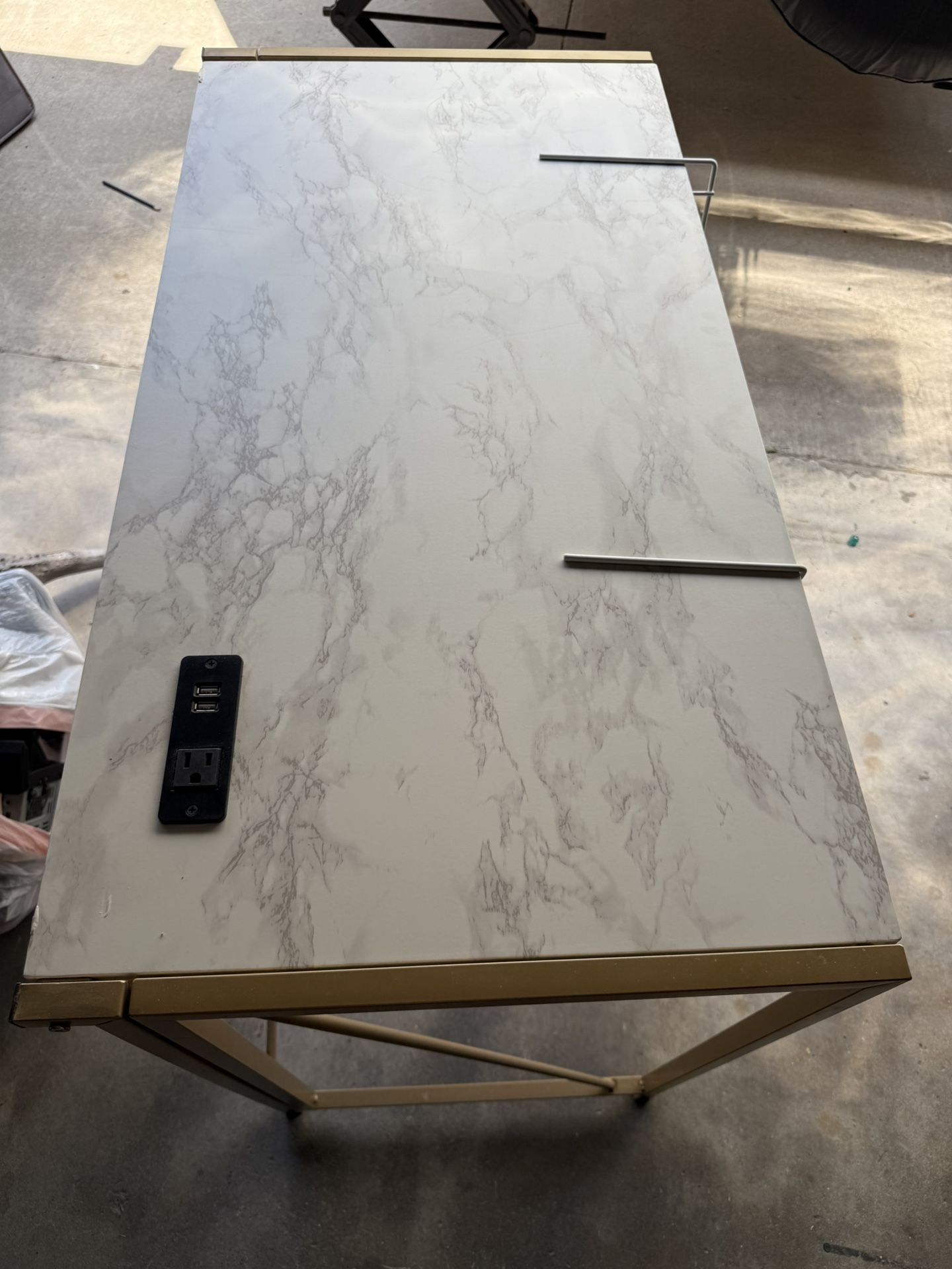 Desk With Accessories