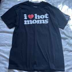 “I Heart Hot Moms” Shirt by Danny Duncan