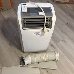 Black + Decker AC unit 