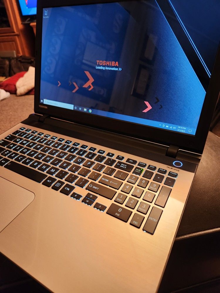 Toshiba L55 Laptop