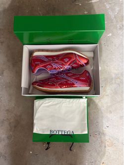 Red Bottegas Orbit (Size 10/44)