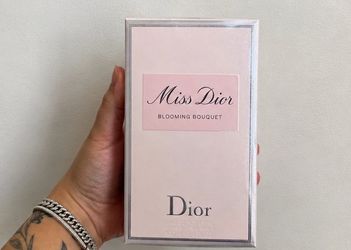 Miss Dior perfume