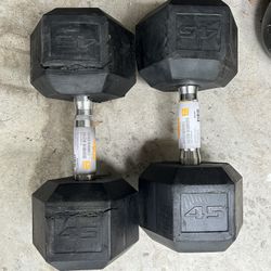 new pair of 45lb rubber dumbbell 