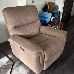 Recliner 