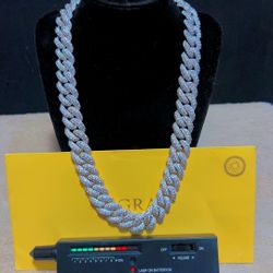 💎 22” VVS1 Moissanite Chain (GRA Certified) – Iced & Bustdown Look 🔥 