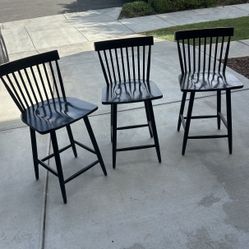 Black Wood Windsor Style Kamron Counter Stool