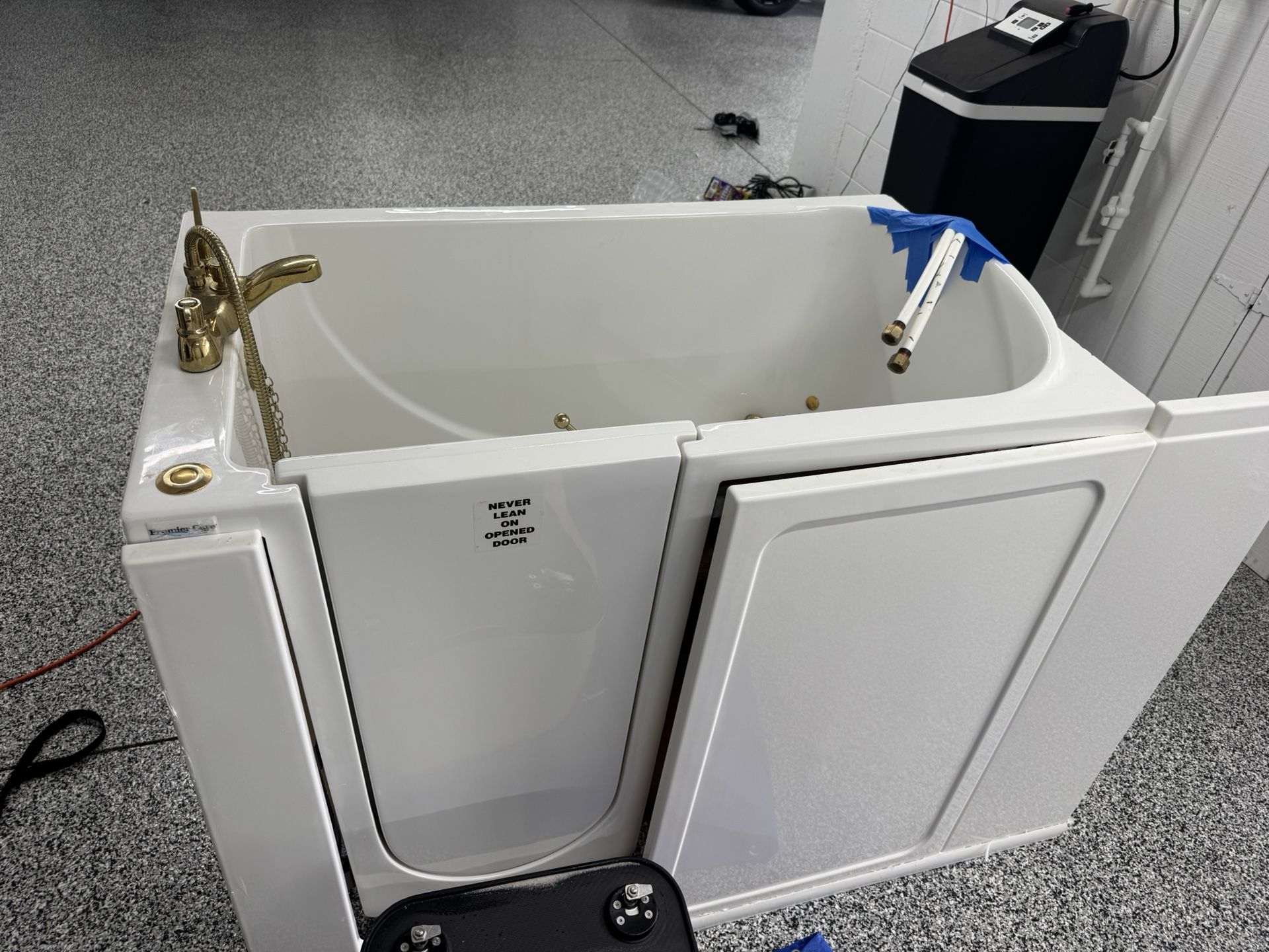 💥Walk In Whirlpool Air Bathtup🔥