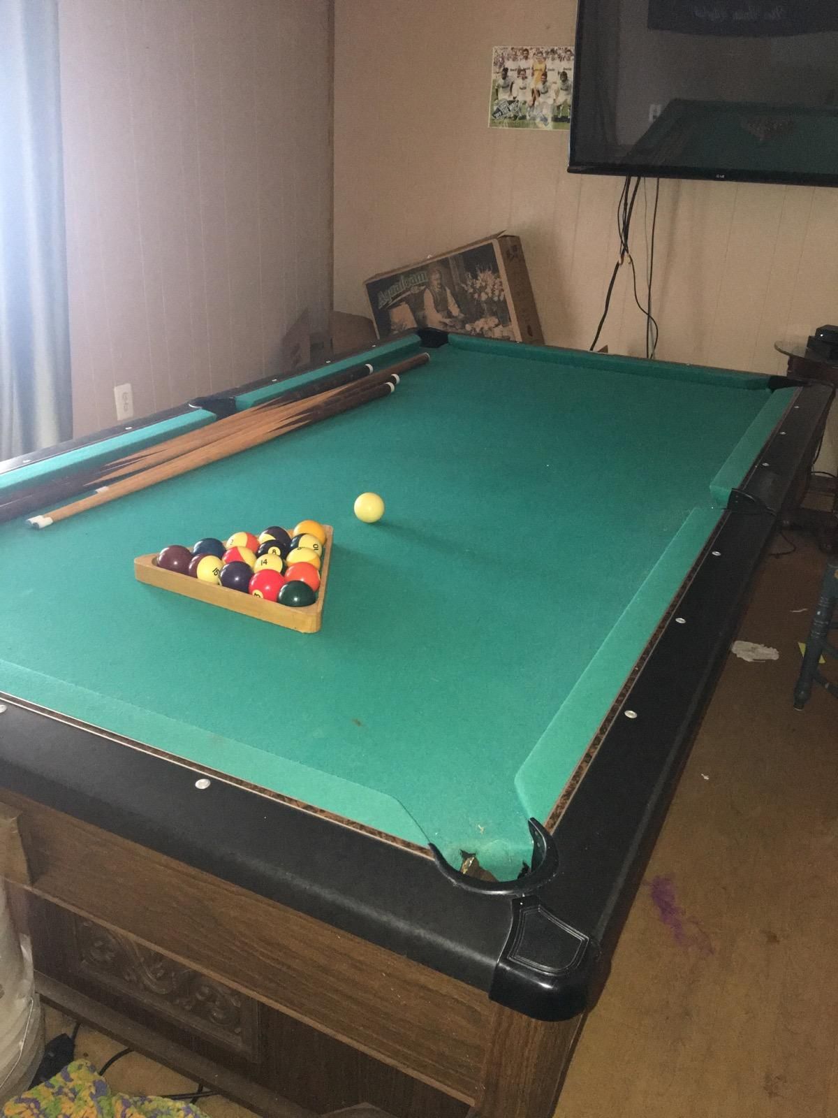 Pool table