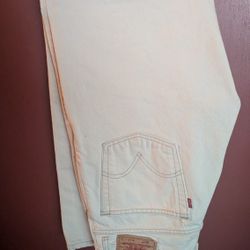 For Sale. White Denim Levi's Size 34X32 $15