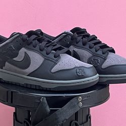 Brand new Nike Dunk Low “Black Rose” Women’s size 9.5 – never worn