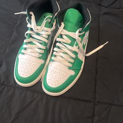 Retro 1 Size 8.5 Green And White 