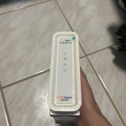 Arris Surfboard SB6190 Cable Modem