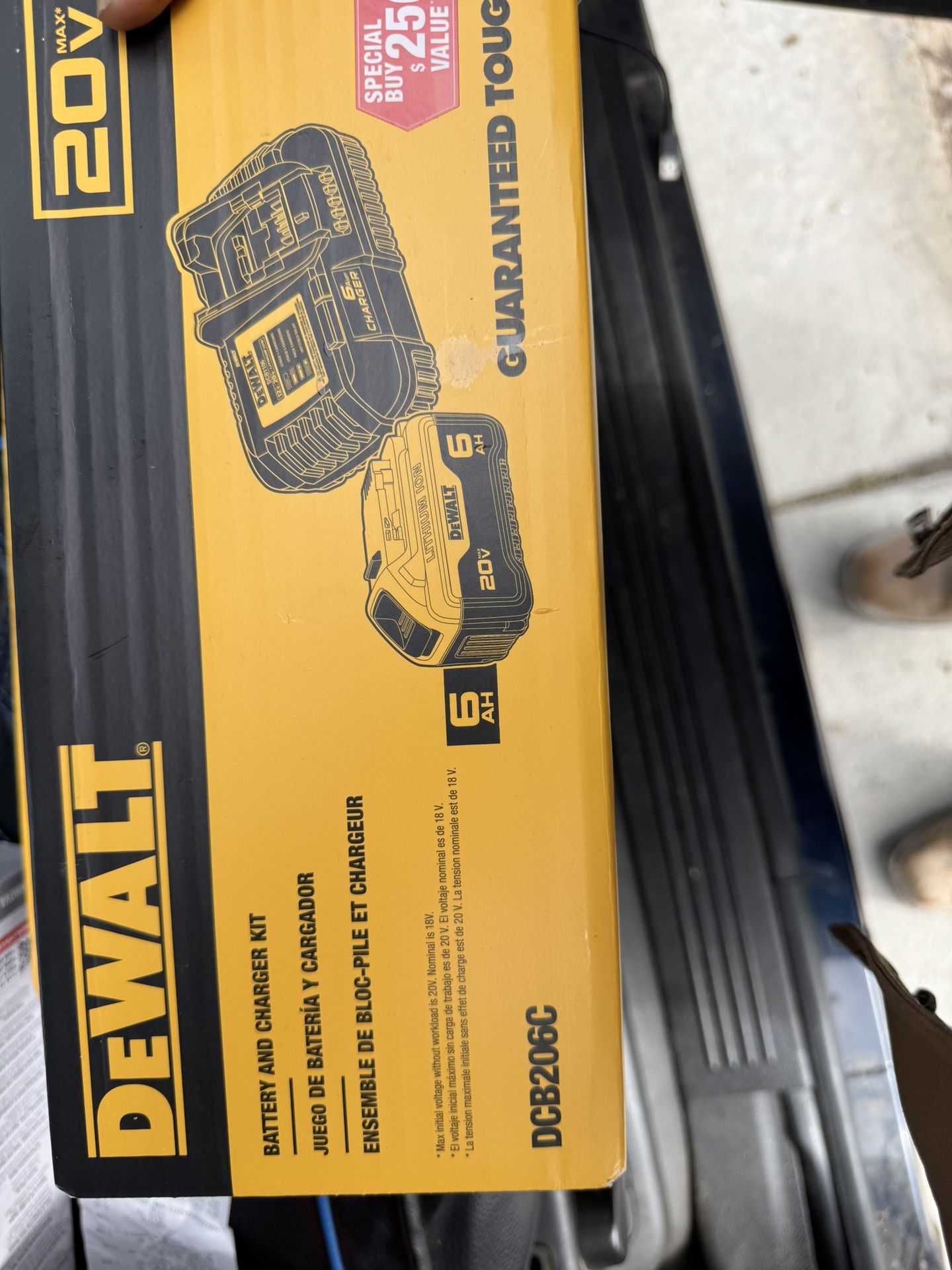 Dewalt Battery