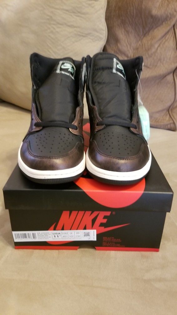 Nike Air Jordan Retro Patina Thunder OG White Cement Chicago