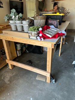 Free 4x8 work bench on casters
