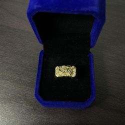 10K Gold nugget ring Size 7
