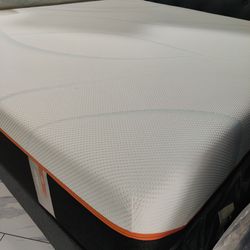 King sizes mattress and box spring tempurpedic