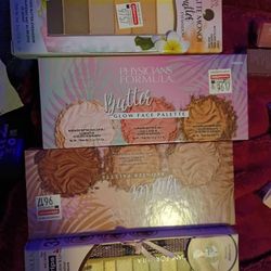 Glow Face Pallet And Eye Shadow 