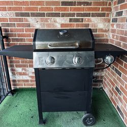 Dyna-Glo 2-Burner Propane Gas Grill In Stainless Steel And Black