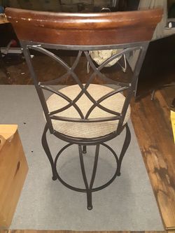 Kitchen barstools