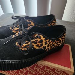 Vans Leopard Authentic W/ Lmtd Ed. tread (M-9.5)