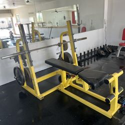 Weight Bench 