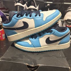 Jordan 1 Low UNC