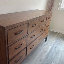 Nice Dresser
