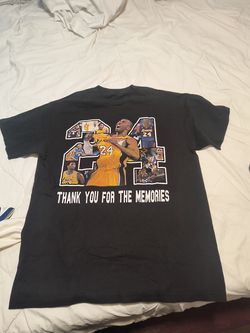 Kobe men's shirt Large. Used once