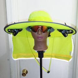 Sombrero de trabajo con ventiladores 

Lime Color Work Hat With Fans Solar Powered Or Rechargeable 