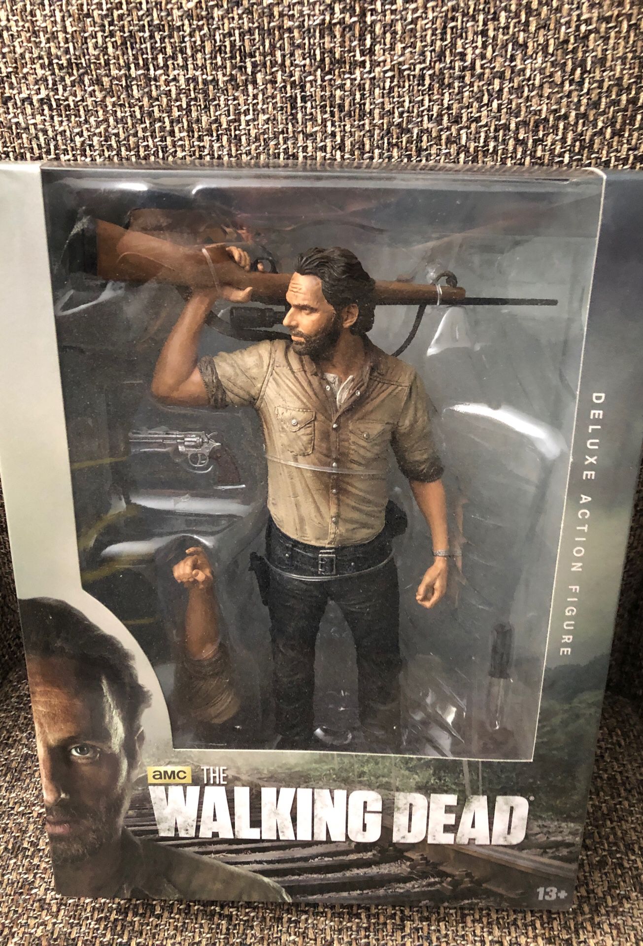 The Walking Dead- Deluxe Edition Rick Grimes
