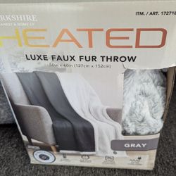 NEW Berkshire Heated Faux Fur Blanket - Gray 