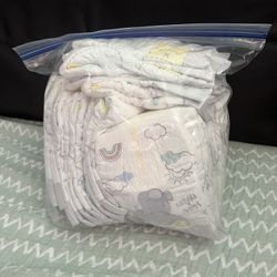 Newborn Diapers 25ct
