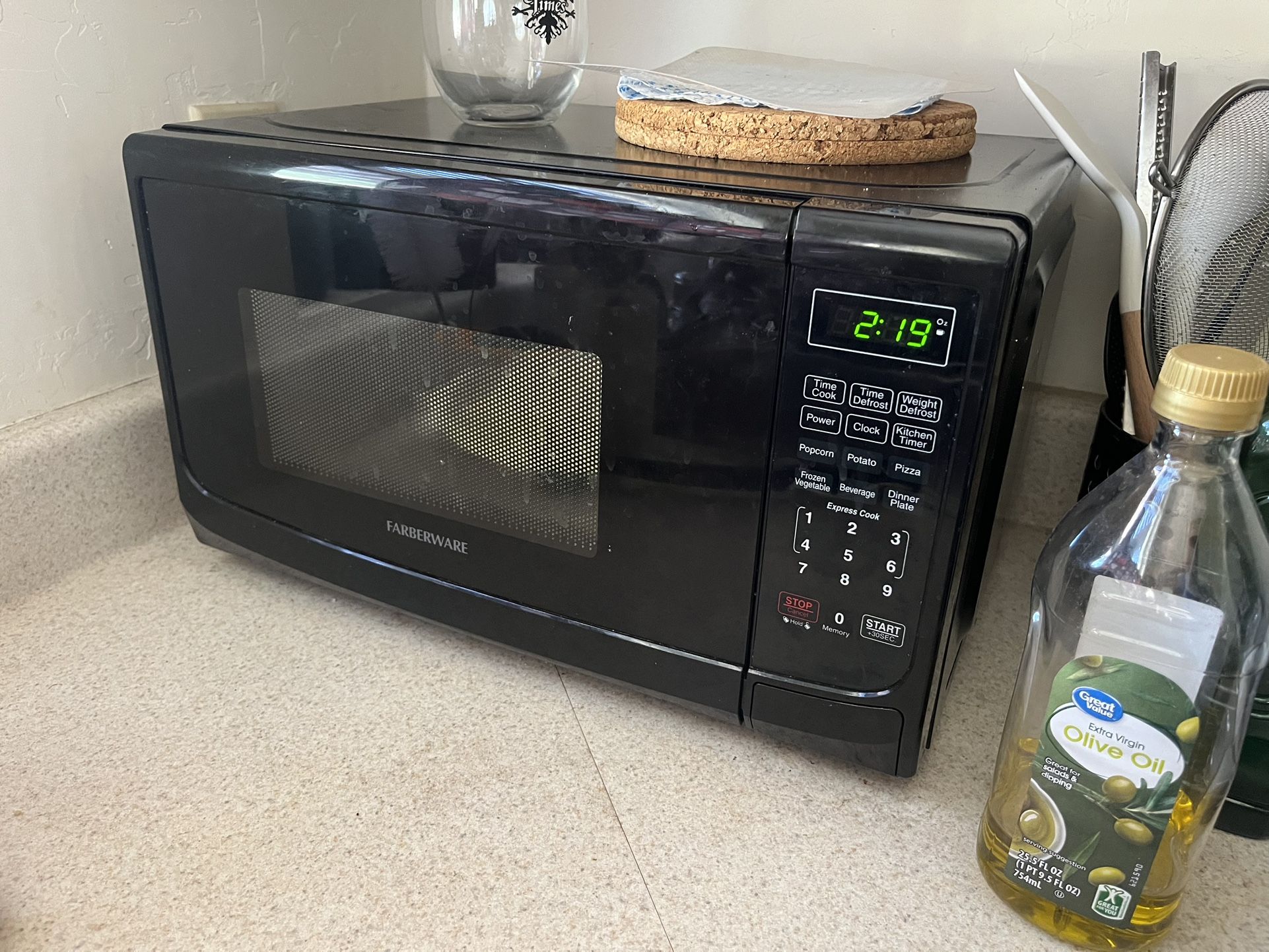Microwave- Small Faberware Countertop