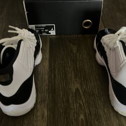 Jordan 11 Gratitude’s 8.5 Men’s (10 Womens)