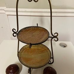 Plate Decor Piece With Candles