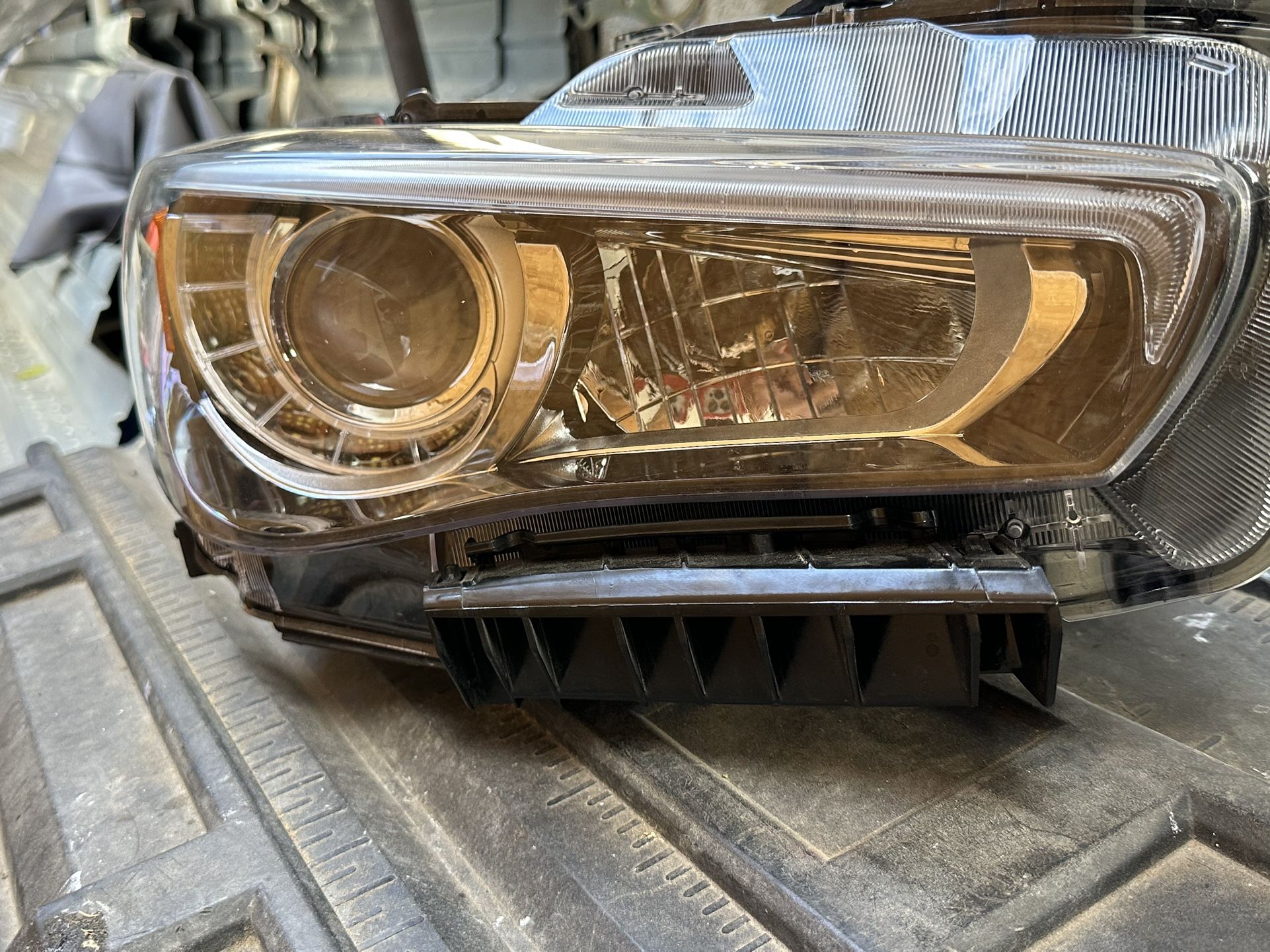 Oem Q50 Headlight