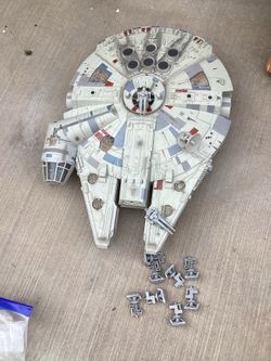 Hasbro Star Wars Legacy Collection Millennium Falcon Great Condition