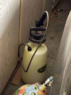 Scotts adjustable spray tip tank 2 gal weed spray