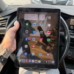 📱 iPad Pro 12.9” (1st Gen, Verizon) – $100