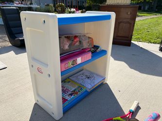 📚 Little Tikes Kids Bookcase / Storage Shelf – $35