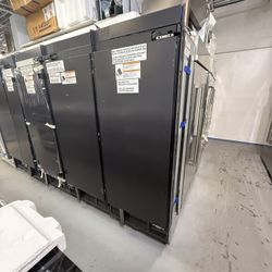 💎 NEW OPEN BOX: 60” JennAir NOIR Column Refrigerator & Freezer Set Price: $15,999 Original Price: $22,700+ (Save over $6,700!) Condition: New Open Bo