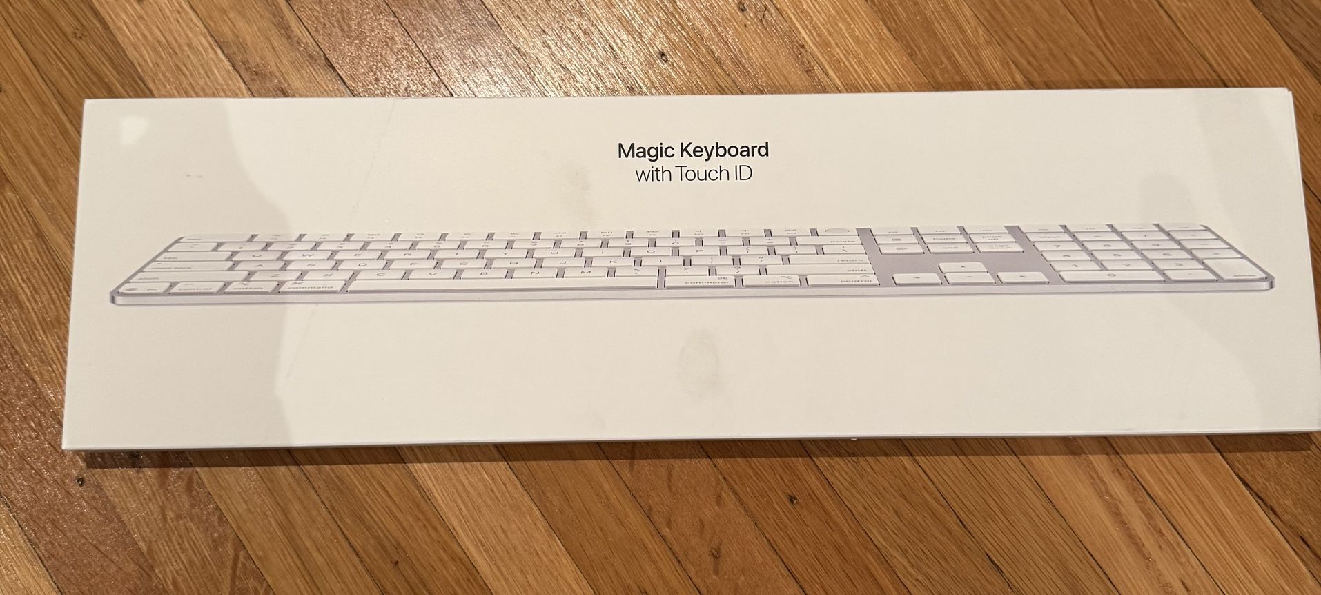 NEW Apple Magic Keyboard w/ Touch ID & Numeric Keypad White A3119