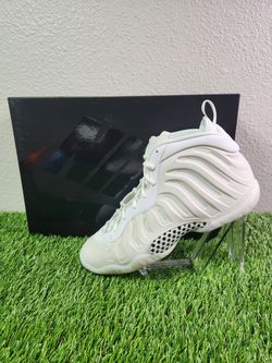 Nike Little Posite One GS Triple White Sneakers 7Y /Women's 8.5 HQ1959-100