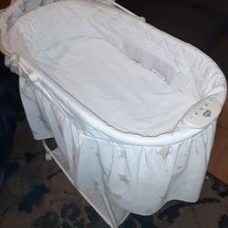 Bassinet 