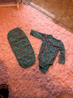 Long sleeve onsie matching burp cloth