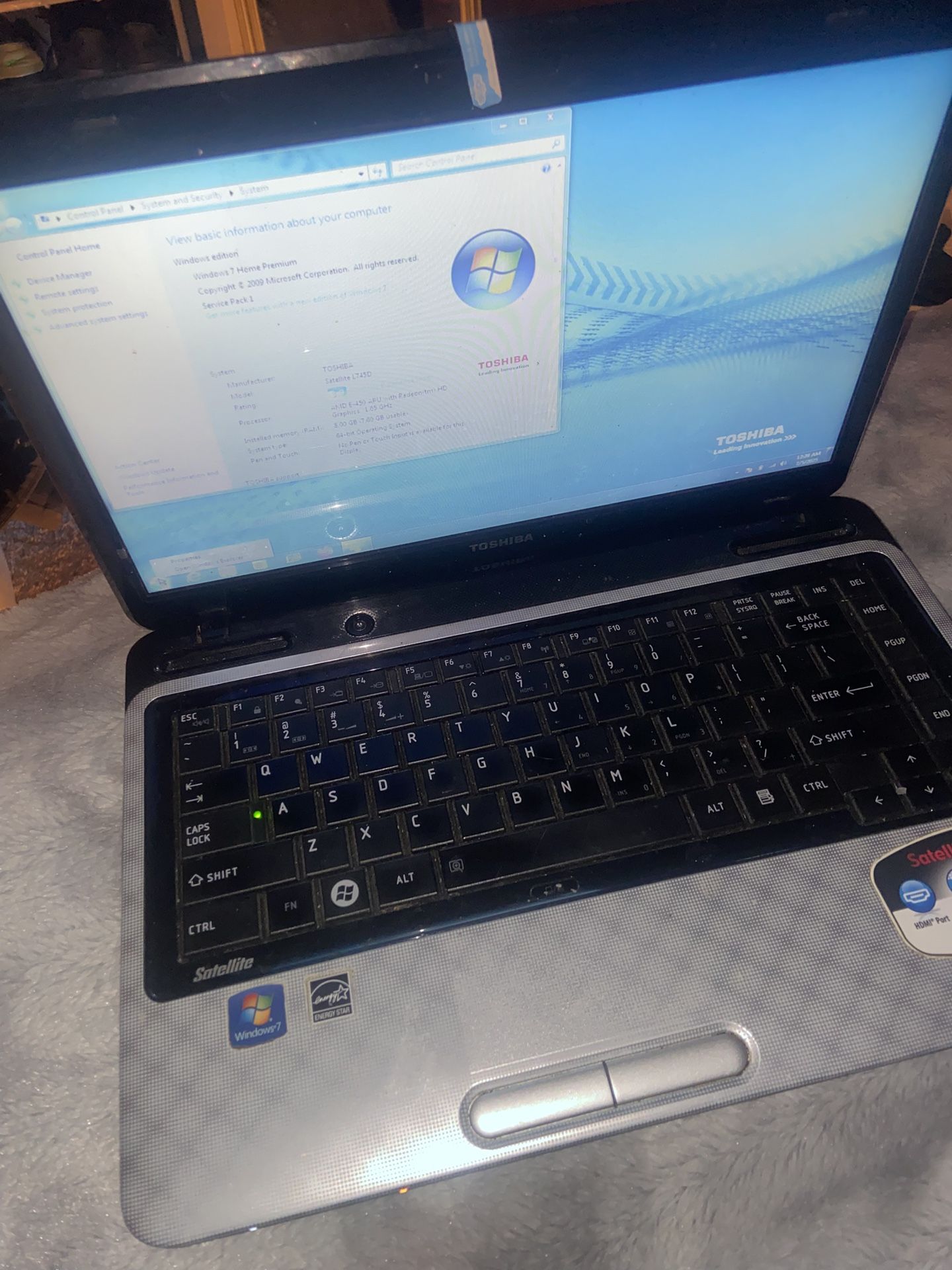 Toshiba Satellite L745D