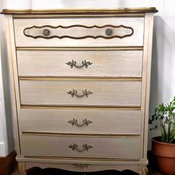 Vintage French Provincial Dresser
