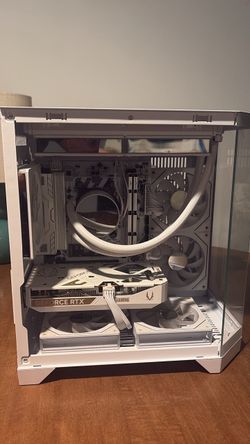 White Custom Gaming PC Build